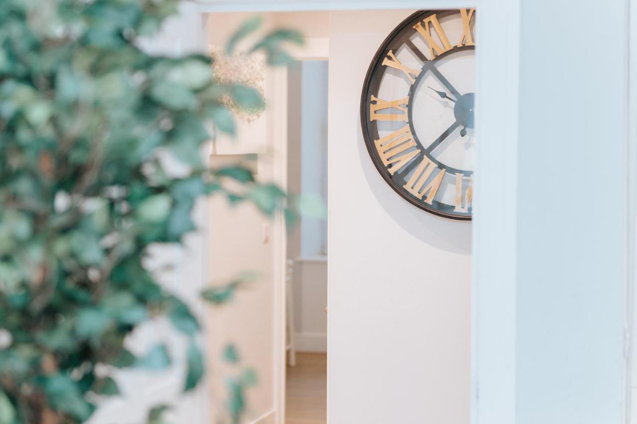 Luxury Modern 3 Bedroom Apartment In City Centre 에든버러 외부 사진
