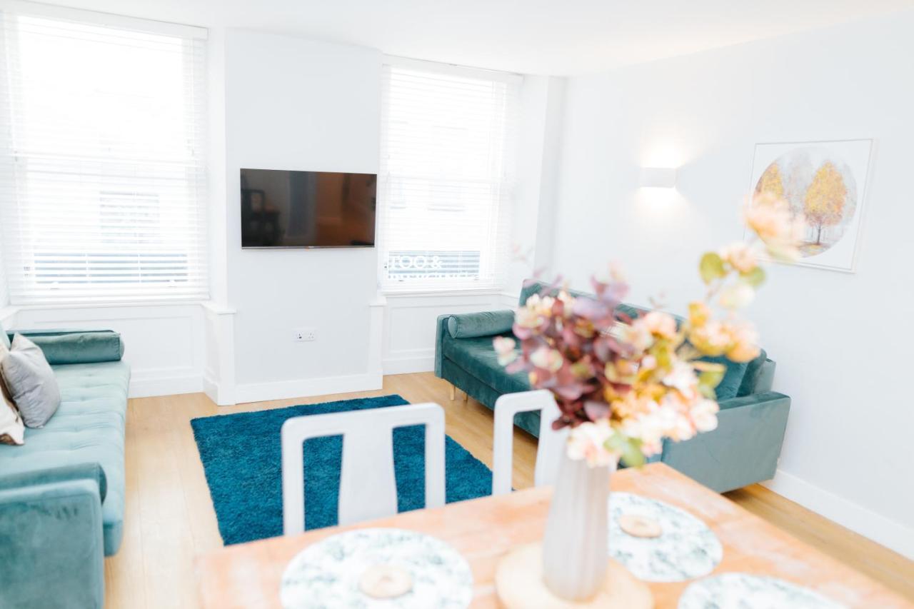 Luxury Modern 3 Bedroom Apartment In City Centre 에든버러 외부 사진