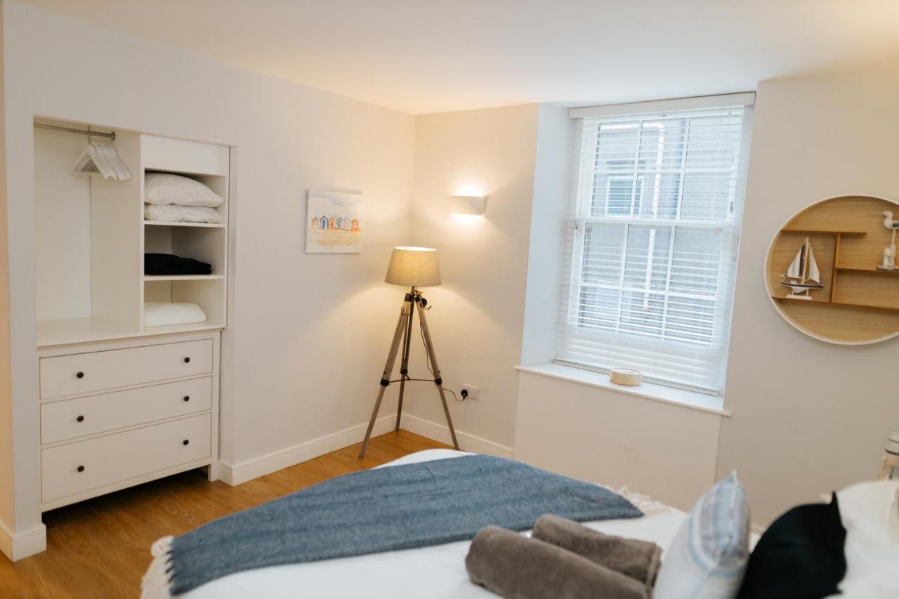 Luxury Modern 3 Bedroom Apartment In City Centre 에든버러 외부 사진