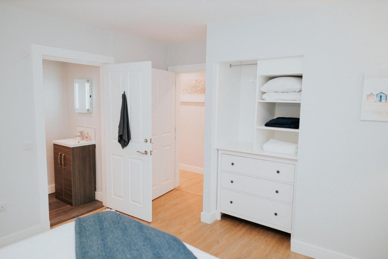 Luxury Modern 3 Bedroom Apartment In City Centre 에든버러 외부 사진