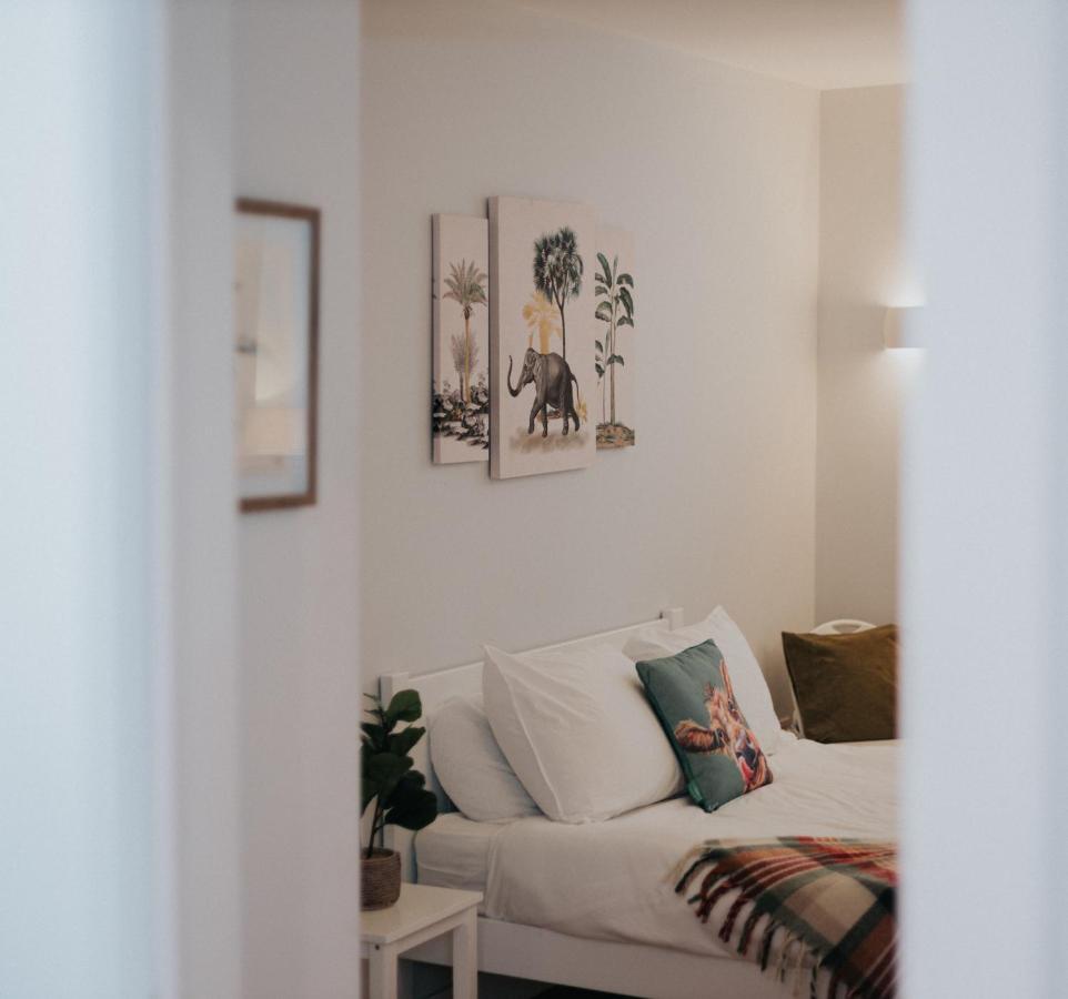 Luxury Modern 3 Bedroom Apartment In City Centre 에든버러 외부 사진